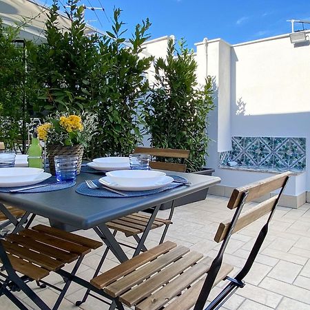 Terrazza Manuela Apartments Quartieri Spagnoli Napoli Ngoại thất bức ảnh
